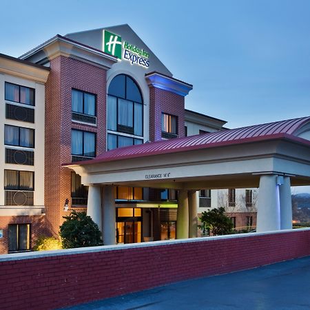 Holiday Inn Express & Suites Greenville-Downtown By Ihg Exterior foto